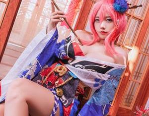 Messie Huang的新宠！星野爱写真免费领取，谁说美丽要花钱？